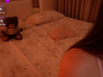 Sex cam beauty lilly_colins