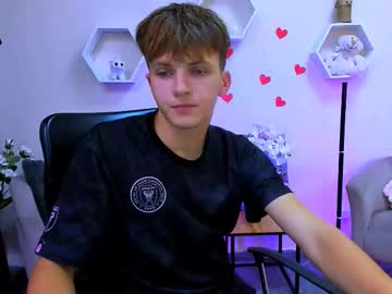 webcam man travis_wolf_ capture image #176767