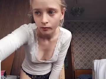 Sex cam beauty emiliastillwell