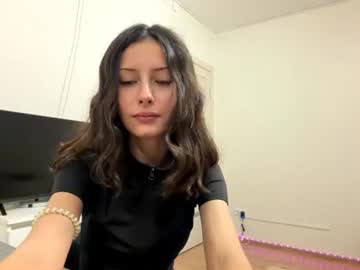 Sex cam beauty geneviebiedenbender