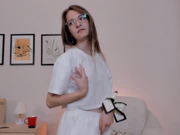 webcam girl alainacrosby capture image #45220