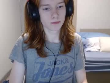 webcam man ewanhearsvoices capture image #127154