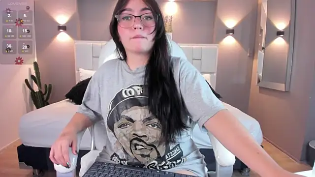 Stripchat sex cam RousseDamon